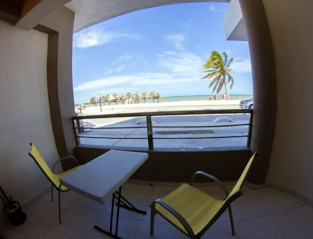 Hotel & Suites Domani hotel detail image 1