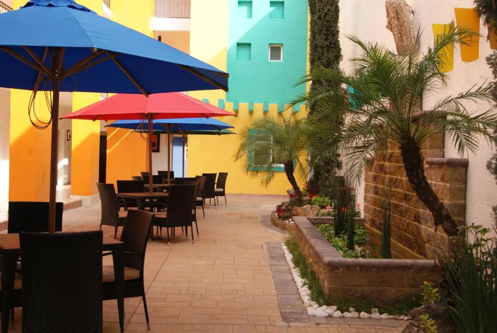 Happy Express Hotel hotel hero