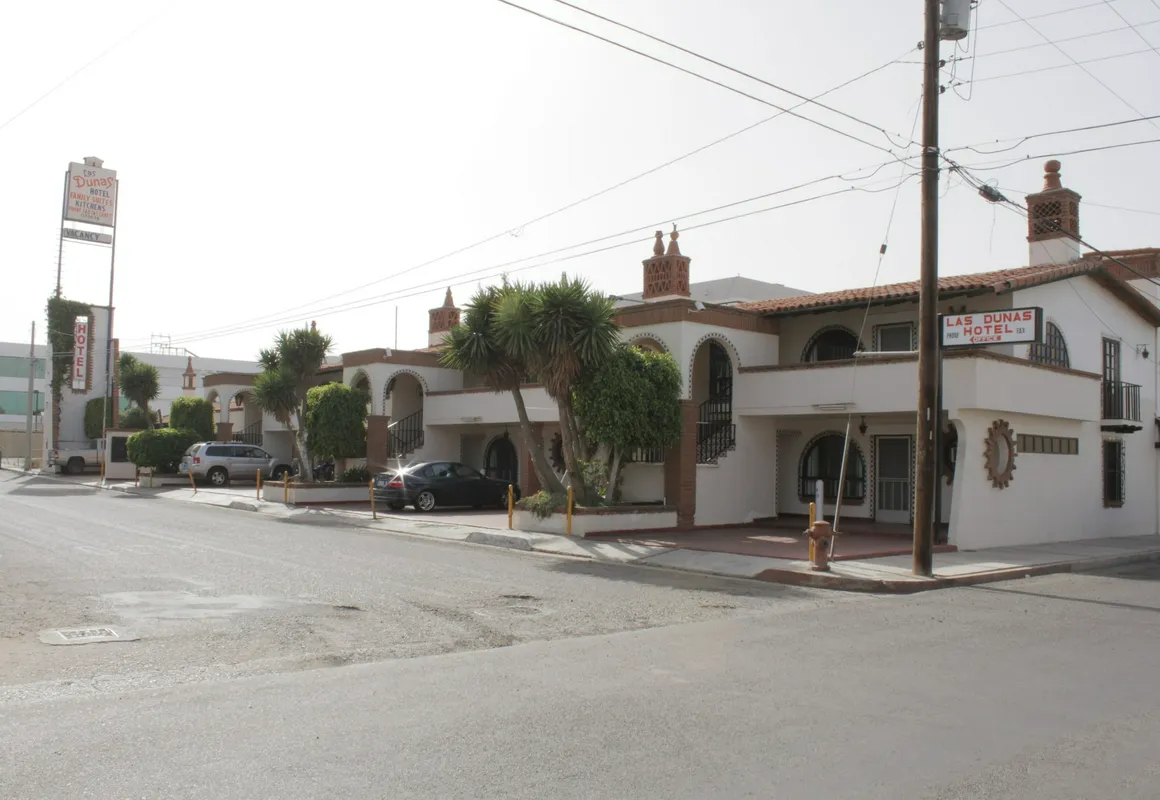 Las Dunas Hotel hotel hero