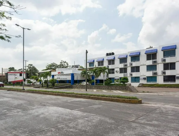 OYO Hotel Casa Blanca hotel detail image 2