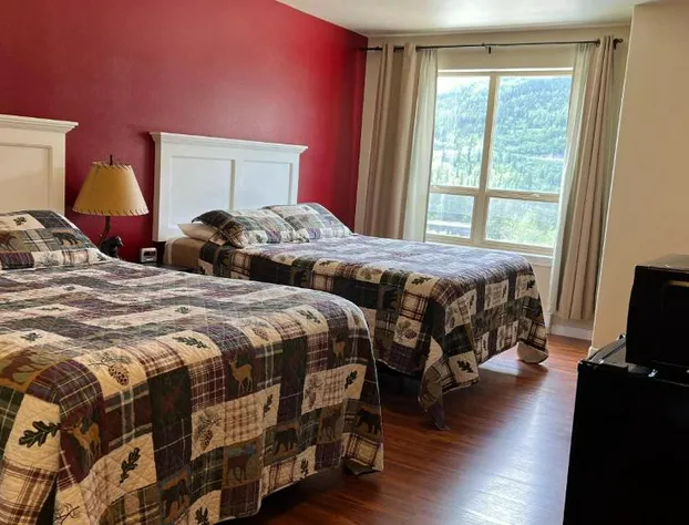 Denali Rainbow Village RV Park and Motel hotel detail image 3