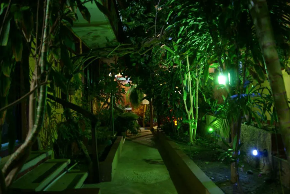 Hotel La Cabaña hotel hero