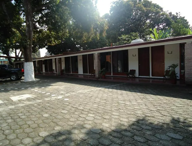 Hotel El Rancho hotel detail image 2