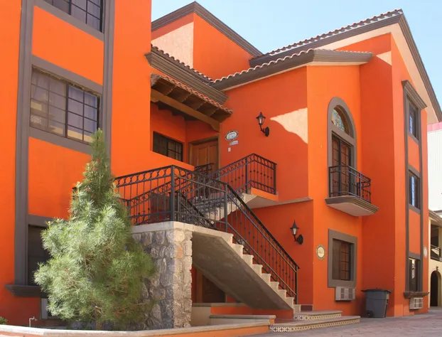 Hotel Suites el Paseo hotel detail image 1