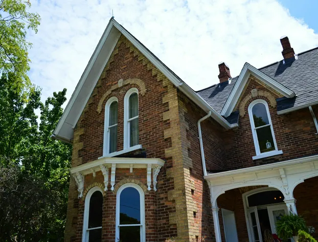 Iron Kettle Bed and Breakfast hotel detail image 1