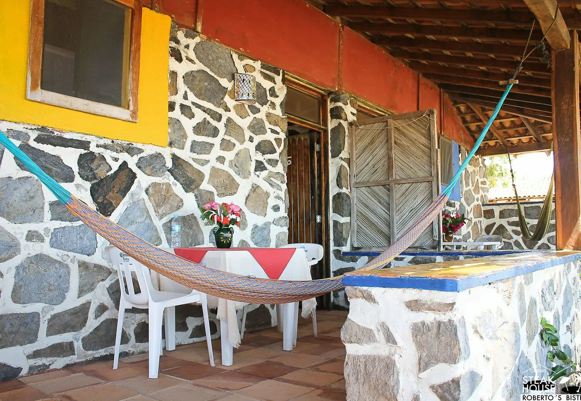 Roberto's Bistro hotel hero