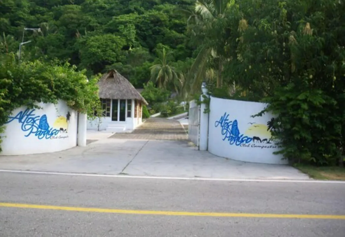 Hotel & Club Campestre Altos Paraiso hotel hero