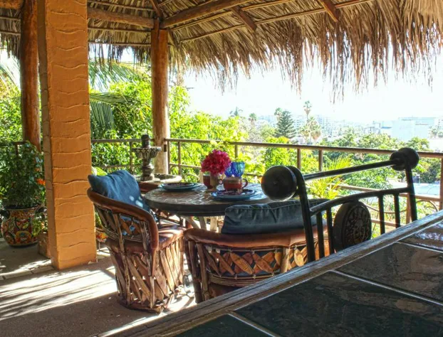 The Bungalows Hotel hotel detail image 1