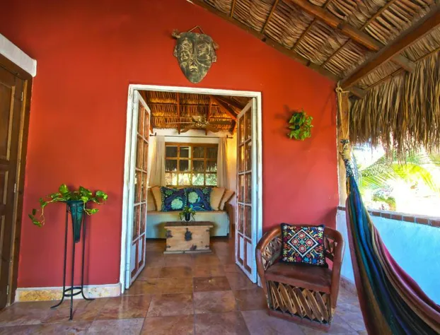 The Bungalows Hotel hotel detail image 3