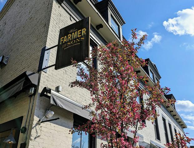 Wm. Farmer & Sons hotel detail image 2