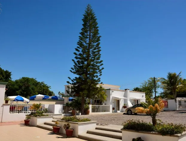 Eco Bay Hotel y Restaurant hotel detail image 2