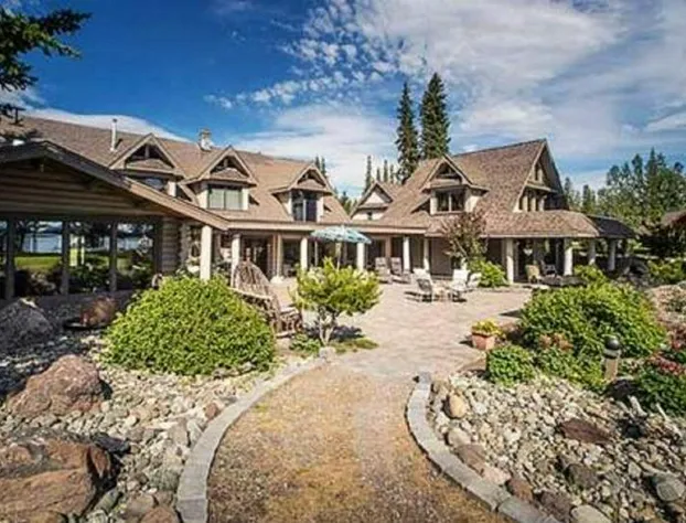 Retreat Wilderness Inn hotel detail image 3