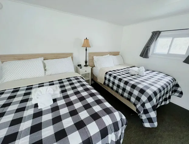 South Arm Retreats hotel detail image 3