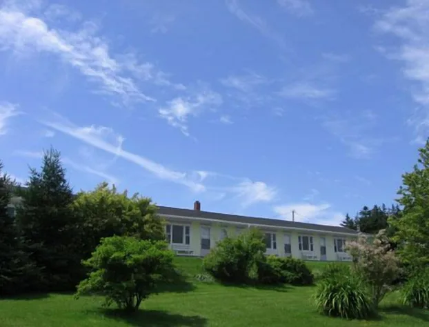 Joyce's Motel & Cottages hotel detail image 1