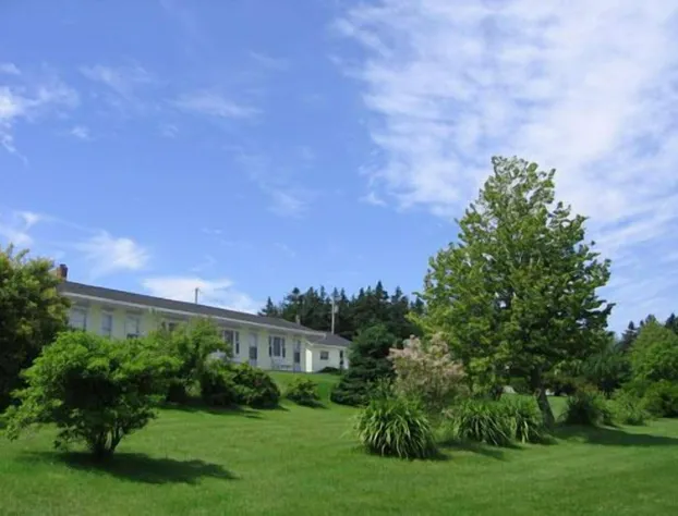 Joyce's Motel & Cottages hotel detail image 2