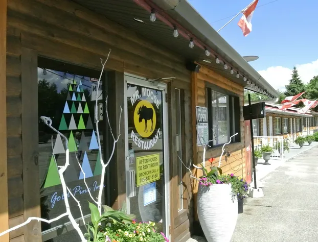 Gold Pine Inn Motel hotel detail image 1