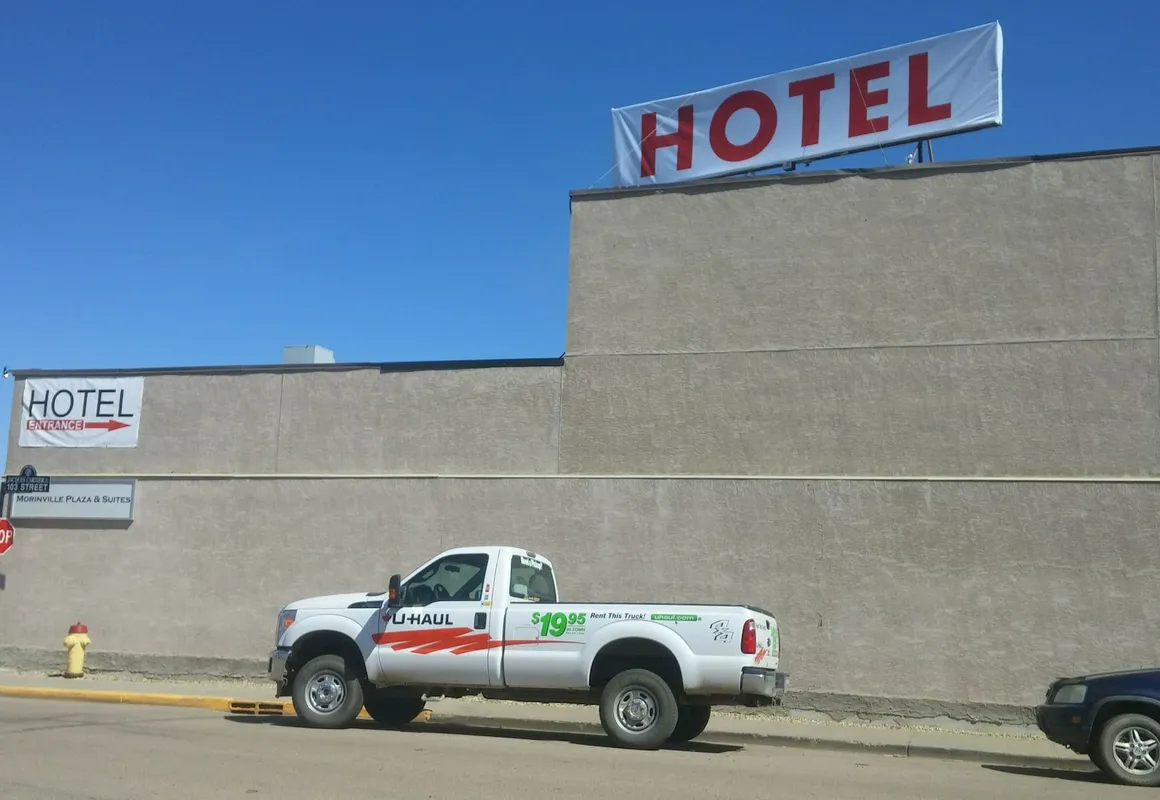 Morinville Plaza & Suites hotel hero
