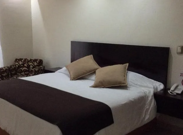 Hotel La Media Luna Inn hotel detail image 4