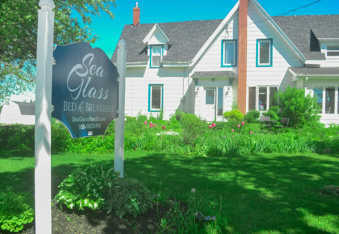 Sea Glass Bed & Breakfast hotel hero