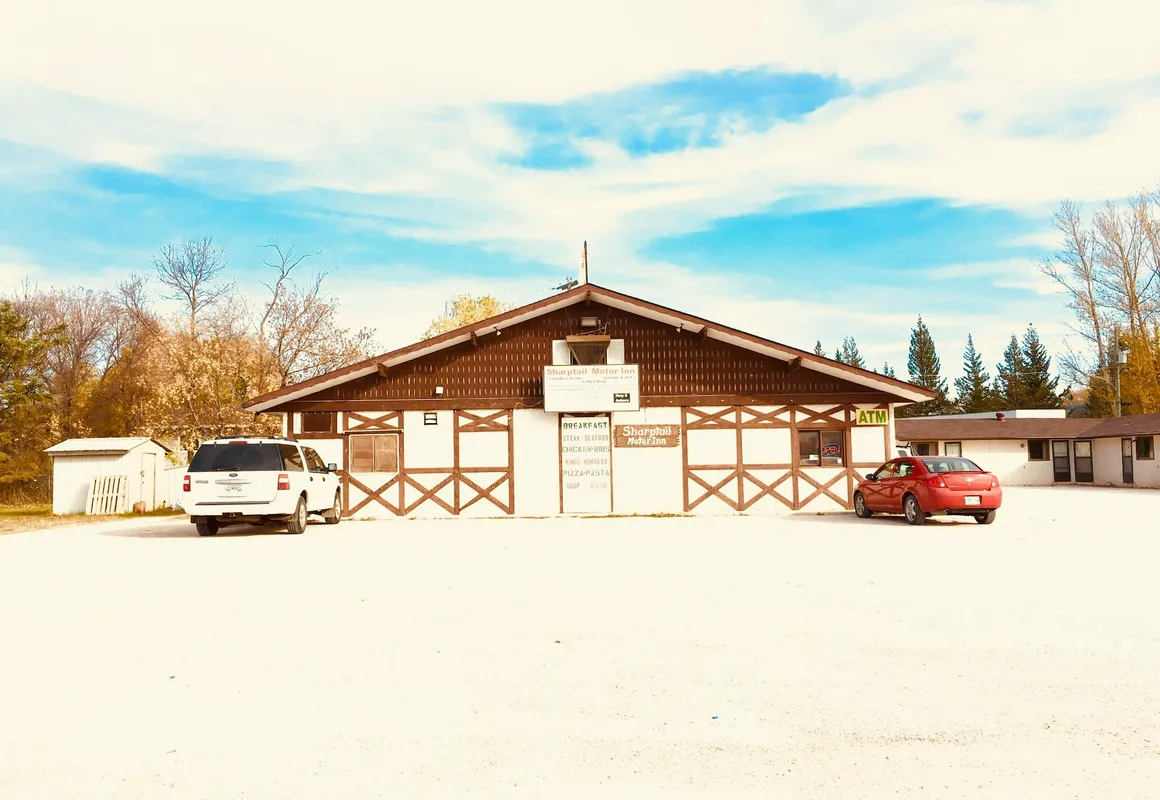 Sharptail Motor hotel hero