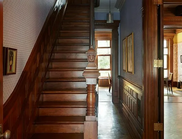 Arlington Place Bed & Breakfast hotel detail image 2