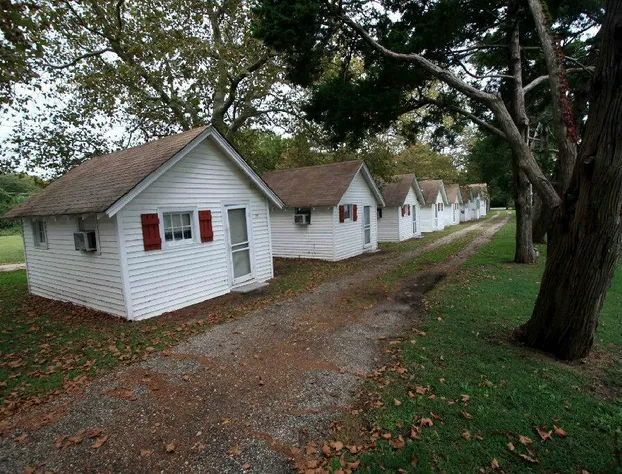 Cabin City Motel hotel detail image 1