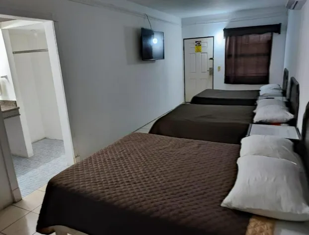 Hotel Estrella hotel detail image 3