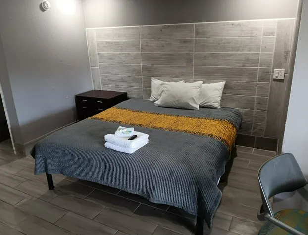 Budget Inn East hotel detail image 3