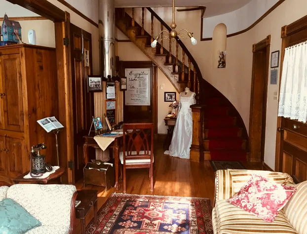 Evangeline's Tower Bed & Breakfast hotel detail image 4