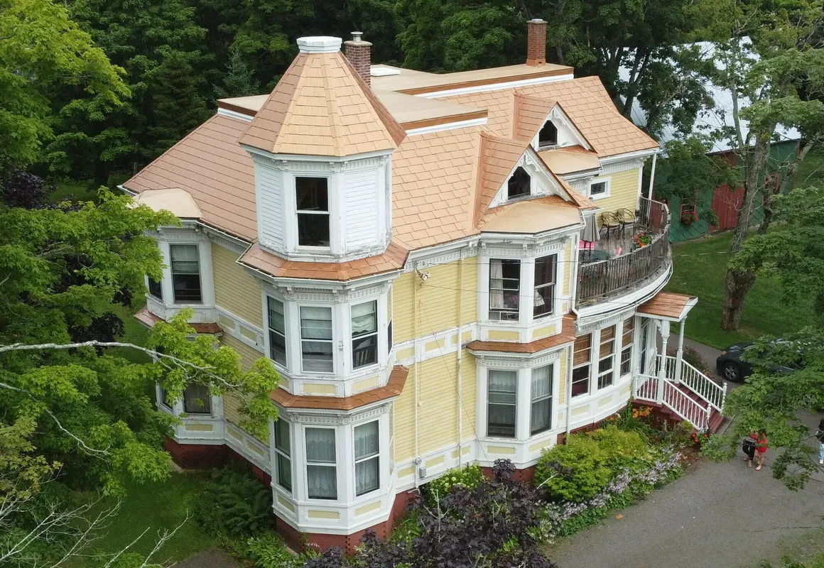 Evangeline's Tower Bed & Breakfast hotel hero