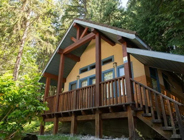 Halcyon Hot Springs Resort hotel detail image 3