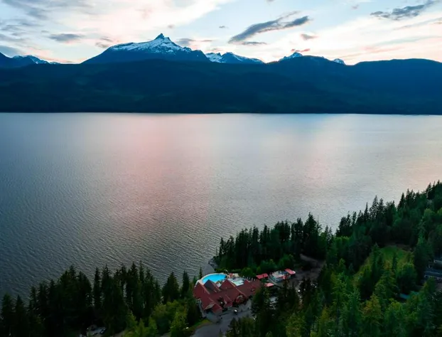 Halcyon Hot Springs Resort hotel detail image 4