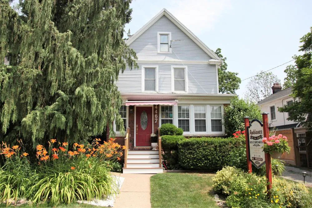 Ambiance by the Falls B&B hotel hero