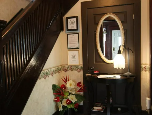 Ambiance by the Falls B&B hotel detail image 3