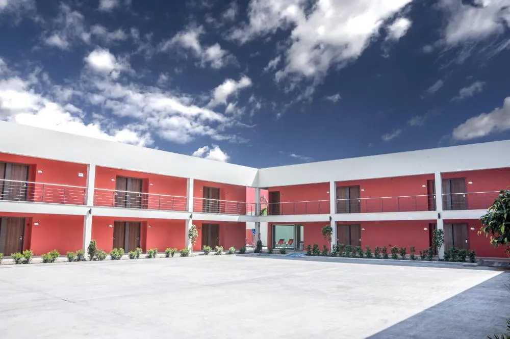 MBM Red Sun hotel hero