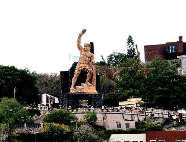 Hotel Plaza Baratillo hotel detail image 2