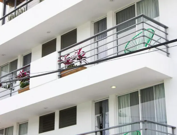 Hostal Tres Central hotel detail image 1