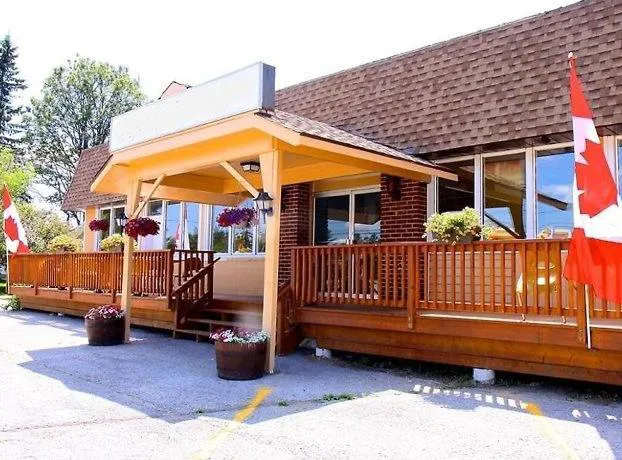 Lakeside Inn hotel detail image 3