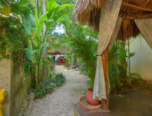 Casa Del Maya Bed & Breakfast hotel detail image 1