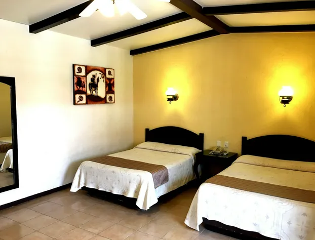 Hotel Plaza Tenam hotel detail image 2