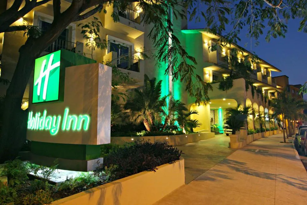 Holiday Inn Huatulco by IHG hotel hero