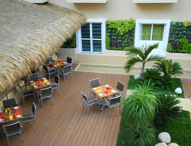 Holiday Inn Huatulco by IHG hotel detail image 3