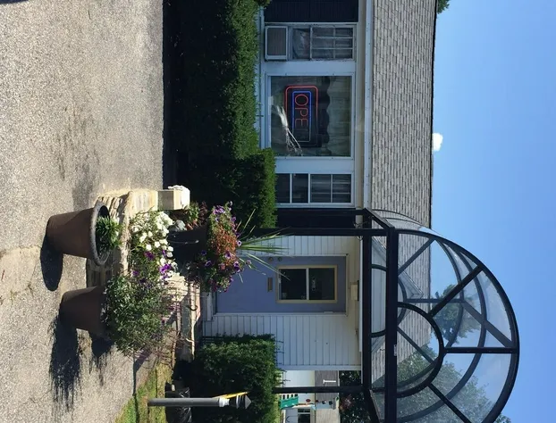 Sunrise Motel hotel detail image 1