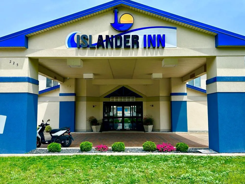Islander Inn hotel hero