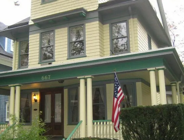 Loralei Bed & Breakfast hotel detail image 1