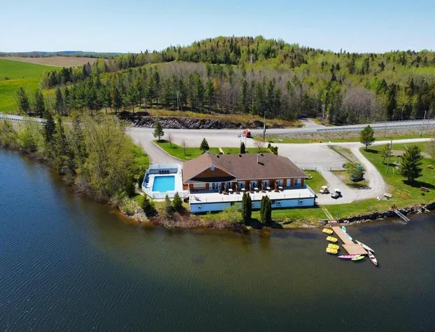 Auberge du Lac Malcom hotel detail image 2