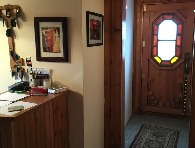 Whistling Swan Motel hotel detail image 1