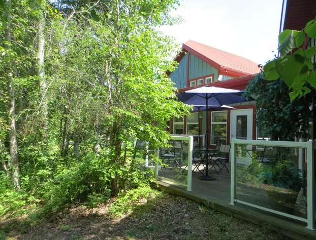 Village Creek Country Inn hotel detail image 3
