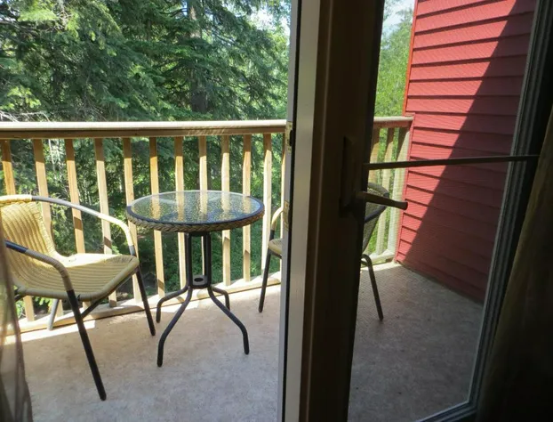 Village Creek Country Inn hotel detail image 4