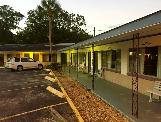 Cadillac Motel Fanning Springs hotel detail image 4